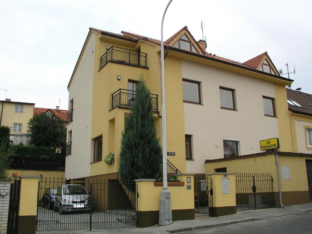 Pension Paldus Praga Exterior foto